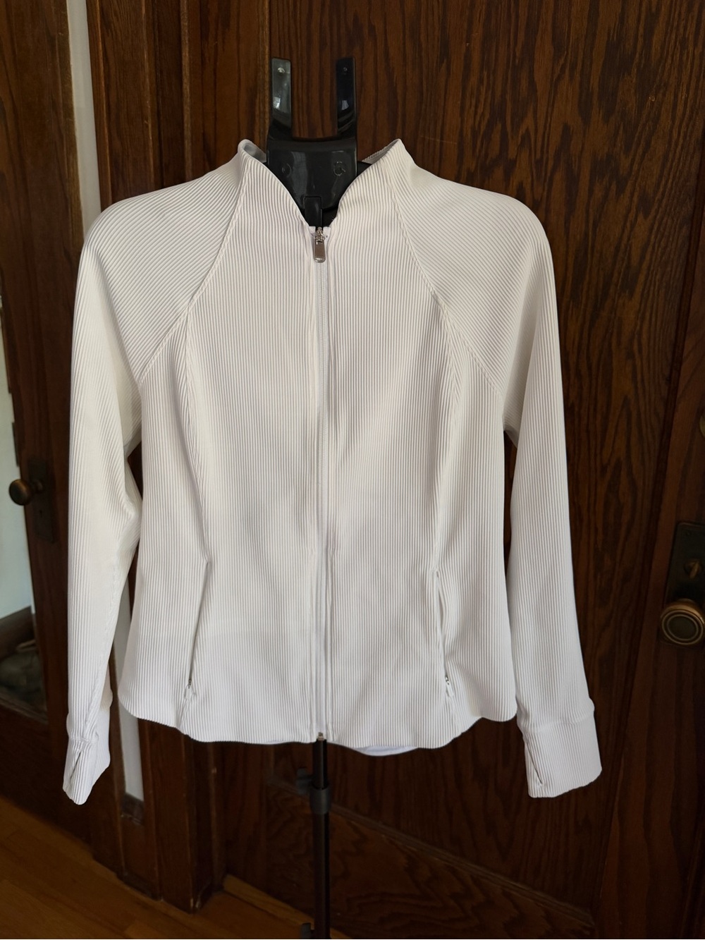 Athleta Ribbed Salutation Jacket - RUNS SMALL - Picture 2 of 6